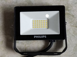 Đèn pha LED Philips BVP150 LED9/CW 220-240V 10W G2 GM IP65 6500K